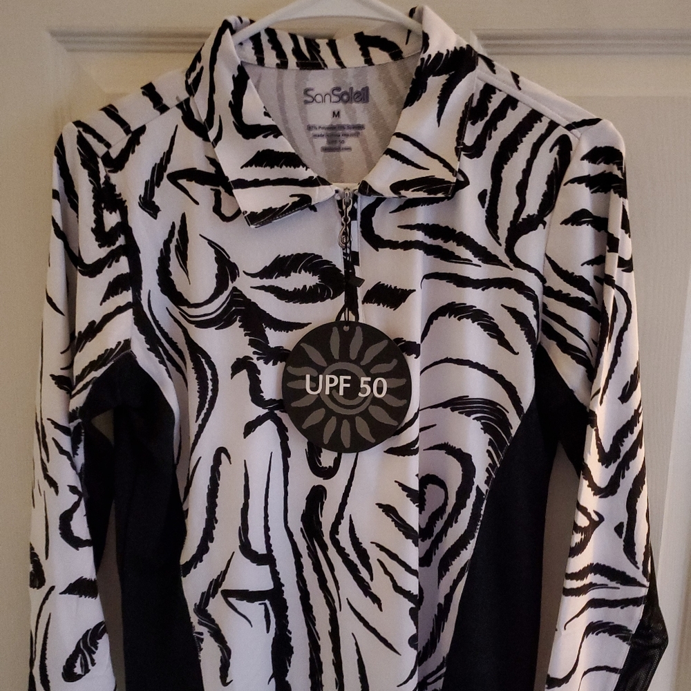 San Soleil NWT Medium Top